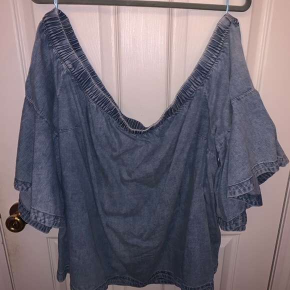 Off-The-Shoulder Denim Top - Picture 3 of 3